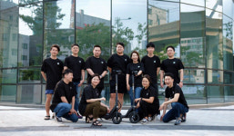 [더벨]공유 전동킥보드 더스윙, 크라우드 펀딩 흥행몰이