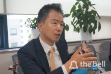 [더벨][IPO & CEO]소재사업 강화, 반도체산업 코어근육으로 성장