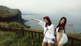 달샤벳 아영-지율, 제주서 깜찍 표정으로 상큼 매력 발산