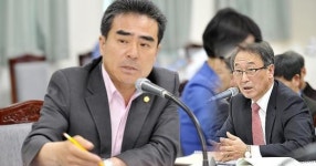 시작부터고성 오간 道-도의회