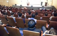 시청사 재배치로 신시가지 침체 우려