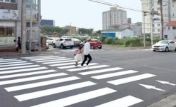 외도동 불꺼진 신호등… 주민안전 위협