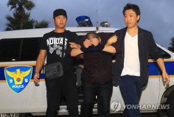 북한강 시신 훼손 현역 군 장교, 신상공개 거부로 즉시 공개 유예
