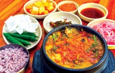 [당찬 맛집을 찾아서] (122) 제주시 아라1동 넝쿨하눌가든