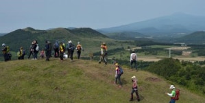 [2017 제주섬 글로벌 에코투어] (4)문석이오름~미나리못~동거미오름~구좌성산곶자왈~목장길~손지봉~농로길~용눈이오름
