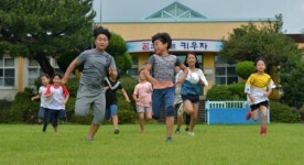 오랜만에 만난 친구들과…