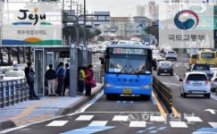 道-국토부, 대중교통 우선차로제 정면 충돌