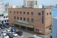 제주시민회관 아트페어 마지막 되려나