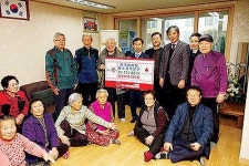 제주마사회 경로당에 가전제품 지원