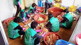 성산읍 신천리부녀회 김장김치 지원