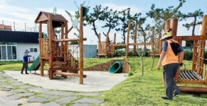 용담2동통장협의회 어린이놀이터 방역