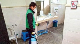 외도동 새마을지도자협 공중화장실 방역