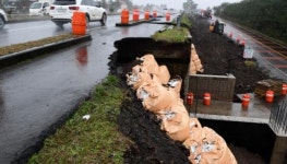 고성교차로 개선공사 불안한 안전조치 위험천만