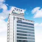 29일 장중 코로나주...제일약품 · 신풍제약 껑충 vs 셀트리온 하락