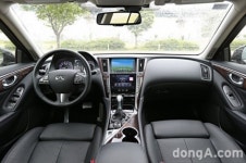 오감 만족 시키는 품질…인피니티 ‘Q50’ 세그먼트 장악