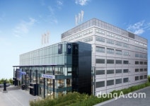 벤츠, 수원 서비스센터 확장…차량 관리 목록 직접 선택