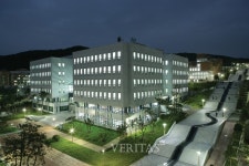 [포토] 어두운 밤 밝히는 단국대 도서관 야경