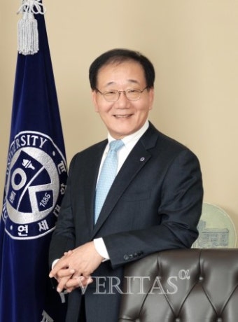 김용학 연세대 총장, 고려대서 명사초청 특강
