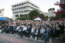 [포토] 지역민과 함께하는 숙대 111주년 야외음악회