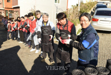 부경대 연탄 나르며 따뜻한 이웃사랑 나눠요