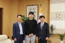 ㈜한솔이엔씨 박상욱 대표, 전남대 발전기금 5천만원 기부
