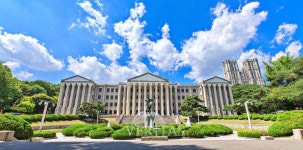 경희사이버대 변창구 총장 사람을 바꿀 수 있는 것은 교육뿐이다