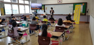 경북 약목초, 세상을 따뜻하게 하는 충효교실 운영