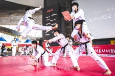 동아대 제19회 한국여성태권도연맹회장배 전국태권도 대회 여자대학부 품새 단체전 1위