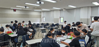 순천대 로봇과학교육센터, 광양 다압중학교 학생들 캠퍼스 초청해 진로탐색캠프 열어