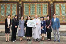 동주대 자선바자회 수익금 사회복지법인 늘 기쁜 마을에 전달