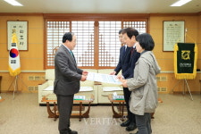 전남대 구성원 한마음 모아 튀르키예/시리아 지원 성금 전달