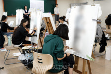 [포토]  성신여대 2024 수시 동양화과 실기고사 진행