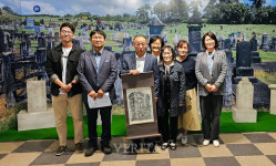 창원대박물관 평생 찾던 하와이 이민 조부의 묘를 찾아주다