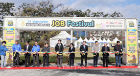 군산대 제6회 잡페스티벌 와글와글 취업JOB談(부제 Global-Partner) 개최