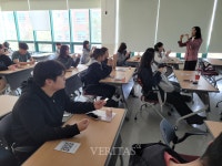강원대 삼척도서관 영화 세상을 읽다 강연 개최