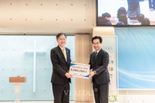 진주교회 서울신학대에 장학금 500만원 전달