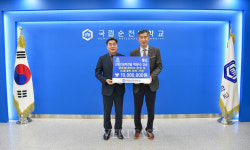 국립순천대 산림자원학과 박문수 교수, 글로컬대학30 성공과 의과대학 설립 위한 1천만원 발전기금 기탁