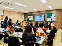 [포토] 마산무학여고 함께 하는 인성의 날, 친절 주간 캠페인