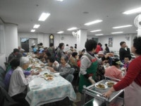 전주시 진북동 새한교회 어르신초청 점심대접