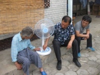 노송동주민센터 취약계층에 폭염대비 선풍기 전달