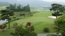 웅포골프장, 영업금지에도 배짱운영