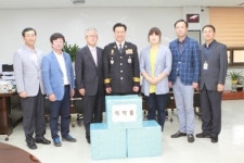전주완산경찰서, 전주시 약사회, 다문화 가정에 의약품 전달