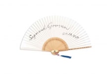 세계 예술가들의 서명 부채전 열려