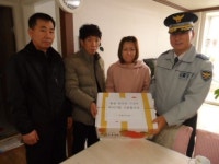 익산서 부송지구대, 소외된 이웃에 김장 전달