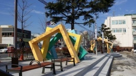 익산시청사 화단 경관 시민에게 인기