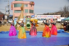 노송동, 대보름 축제 천사마을 기부문화 가미
