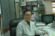 김연길 김내과 원장, 올해의 신한국인 대상 수상