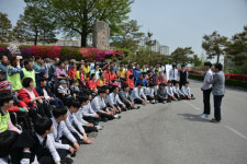 동암고 학생회, 재활원 50여명과 봄나들이