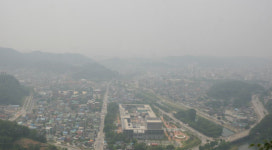 미세먼지 가득한 전주