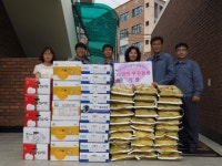 OCI 군산공장 지역 복지시설 후원물품 전달